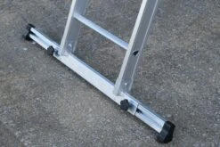 Murdoch Aluminium D Rungs D MAX 3 Section Extension Ladder -Insulation Materials Shop dmax all ranges deployed stabiliser bar in situ