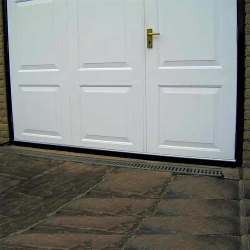 Stormguard Garage Door Draught Excluder Brush Seal (2514mm - 3 X 838mm Lengths) 5 Stormguard Garage Door Draught Excluder Brush Seal (2514mm - 3 X 838mm Lengths) - Image 3