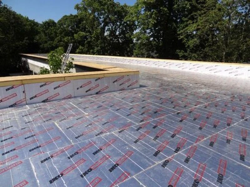 IKO Enertherm ALU 70mm Universal Rigid Insulation Board 1200 X 2400mm 5 IKO Enertherm ALU 70mm Universal Rigid Insulation Board 1200 X 2400mm - Image 3